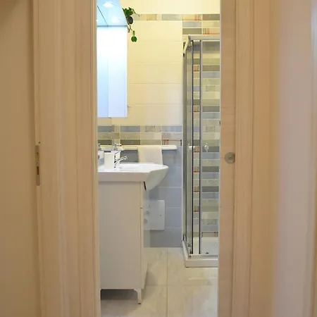 Midway House * Sant'Egidio del Monte Albino